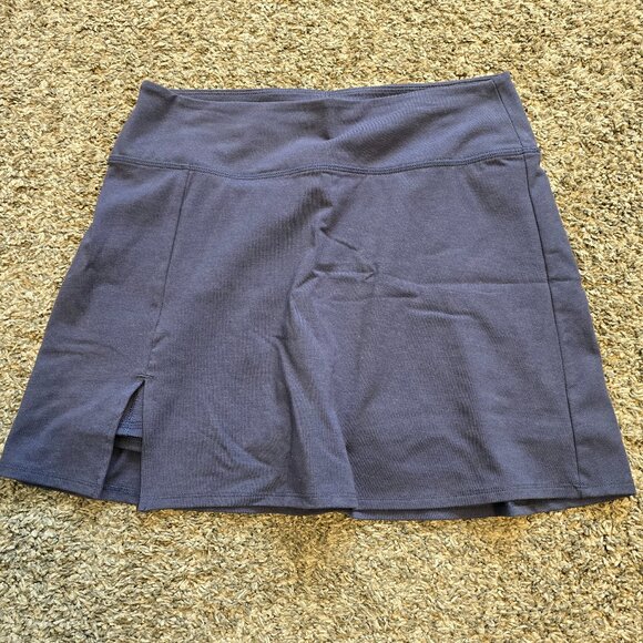 Old Navy Active Skort - Picture 3 of 3